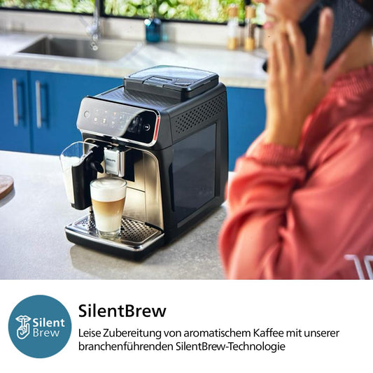 Kaffeevollautomat mit Touch-Display und Milchaufschäumer